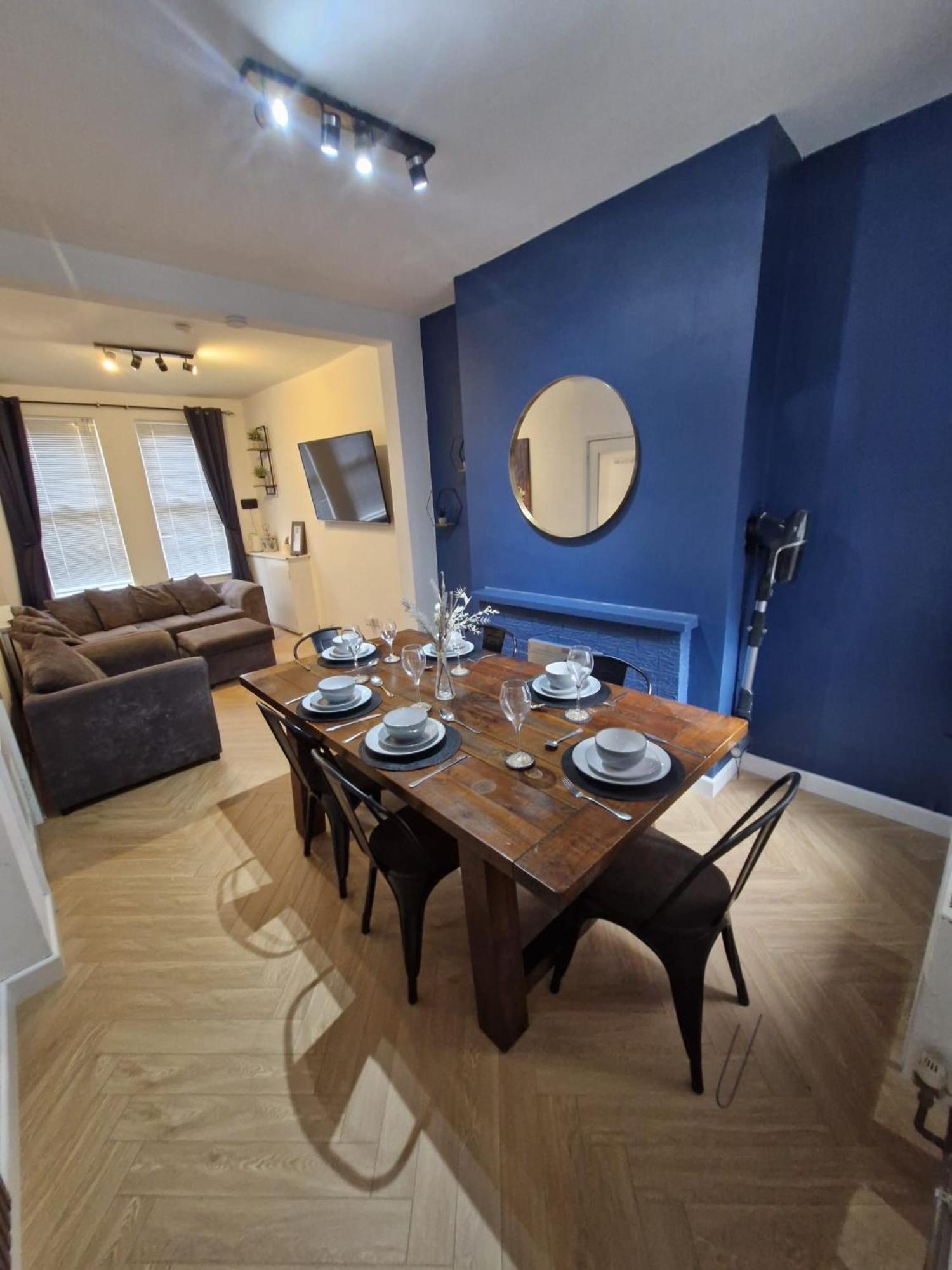 Villa 4Br House Popular Ravenhill Road Belfast Exterior foto